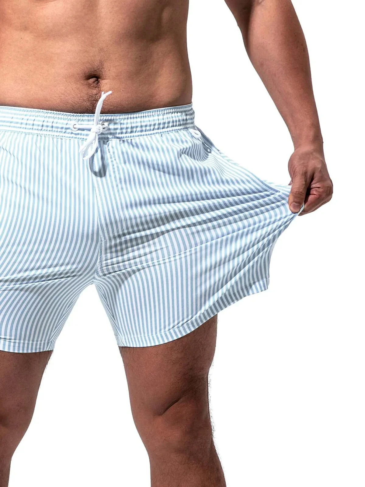 Hellblau gestreifte Badeshorts für Herren - Sonnenlichtdurchlässige Boardshorts mit Taschen, schnelltrocknend - Bräunen ohne helle Streifen, Badehose für Männer